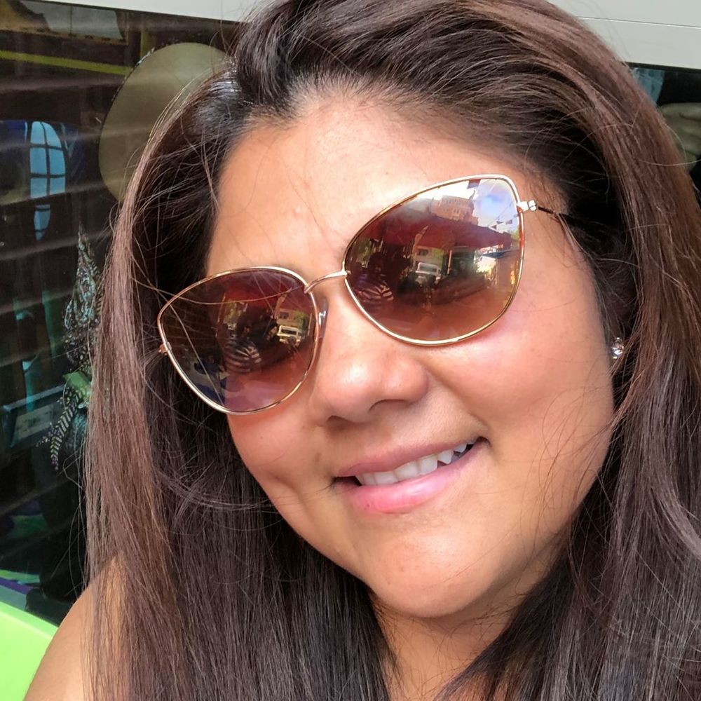 Meet your Posher, Daniela